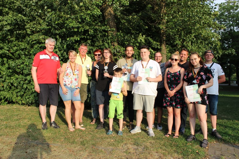 Mehr über den Artikel erfahren Minigolfevents in Wanne-Eickel mit vielen Teilnehmern!