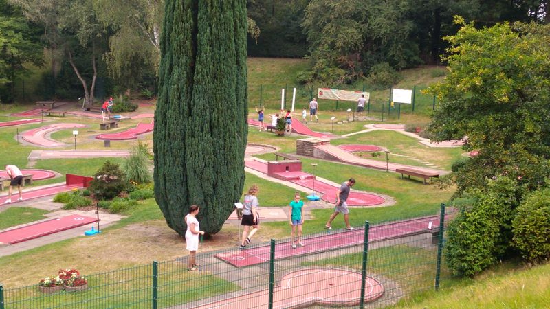 Mehr über den Artikel erfahren Minigolf Weeks im Hexenkessel des FunPark Eickels