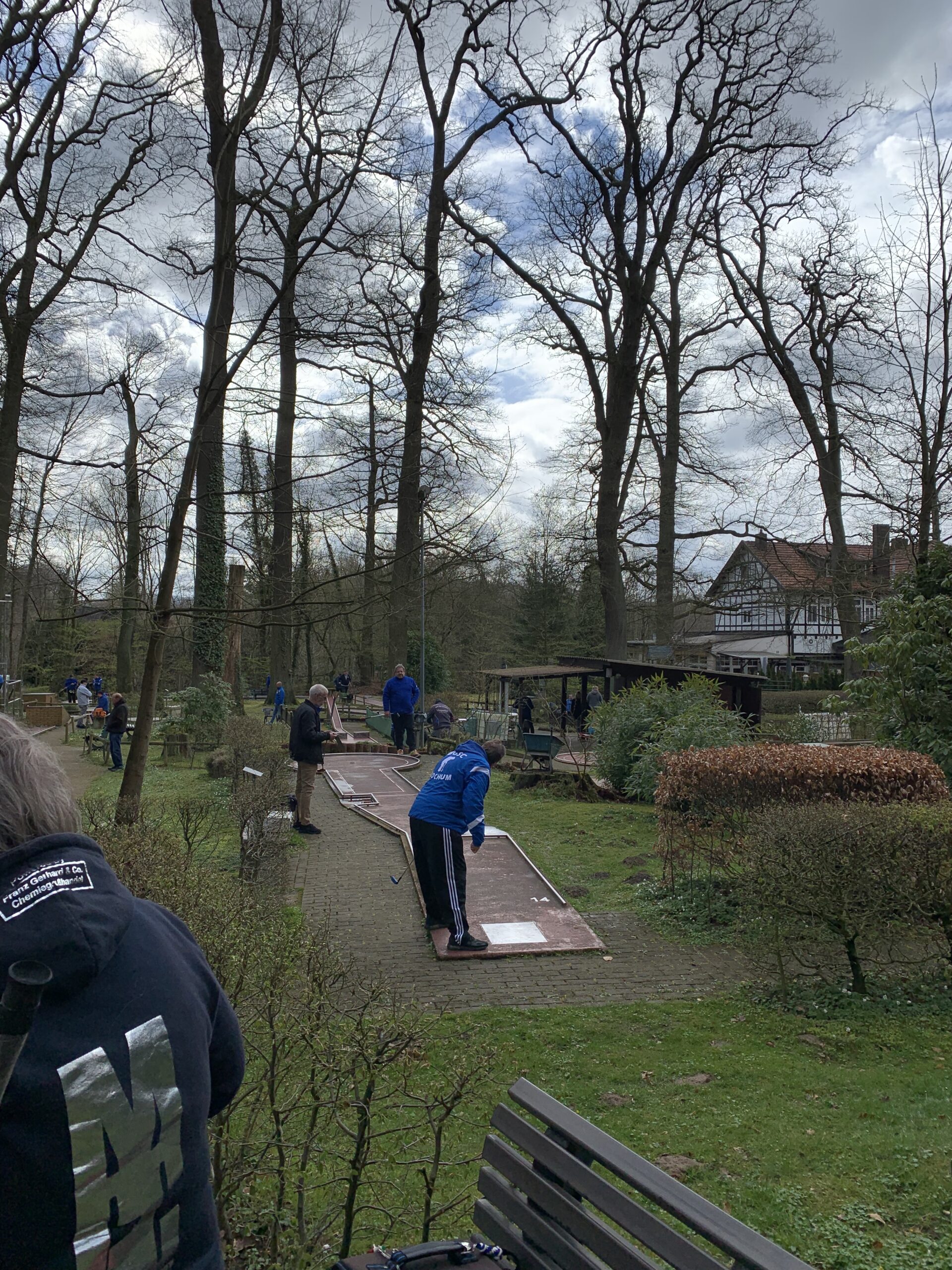 Mehr über den Artikel erfahren Bezirksliga 4: 1. Spieltag beim MGC Bad Salzuflen